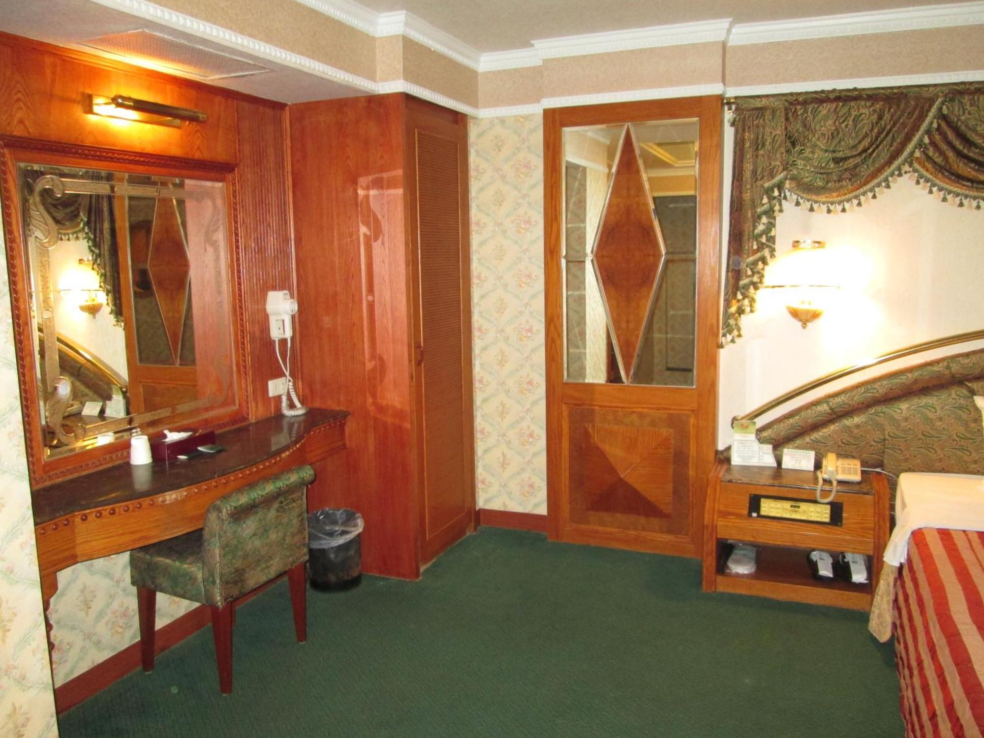טאינאן Huangjia Motel מראה חיצוני תמונה