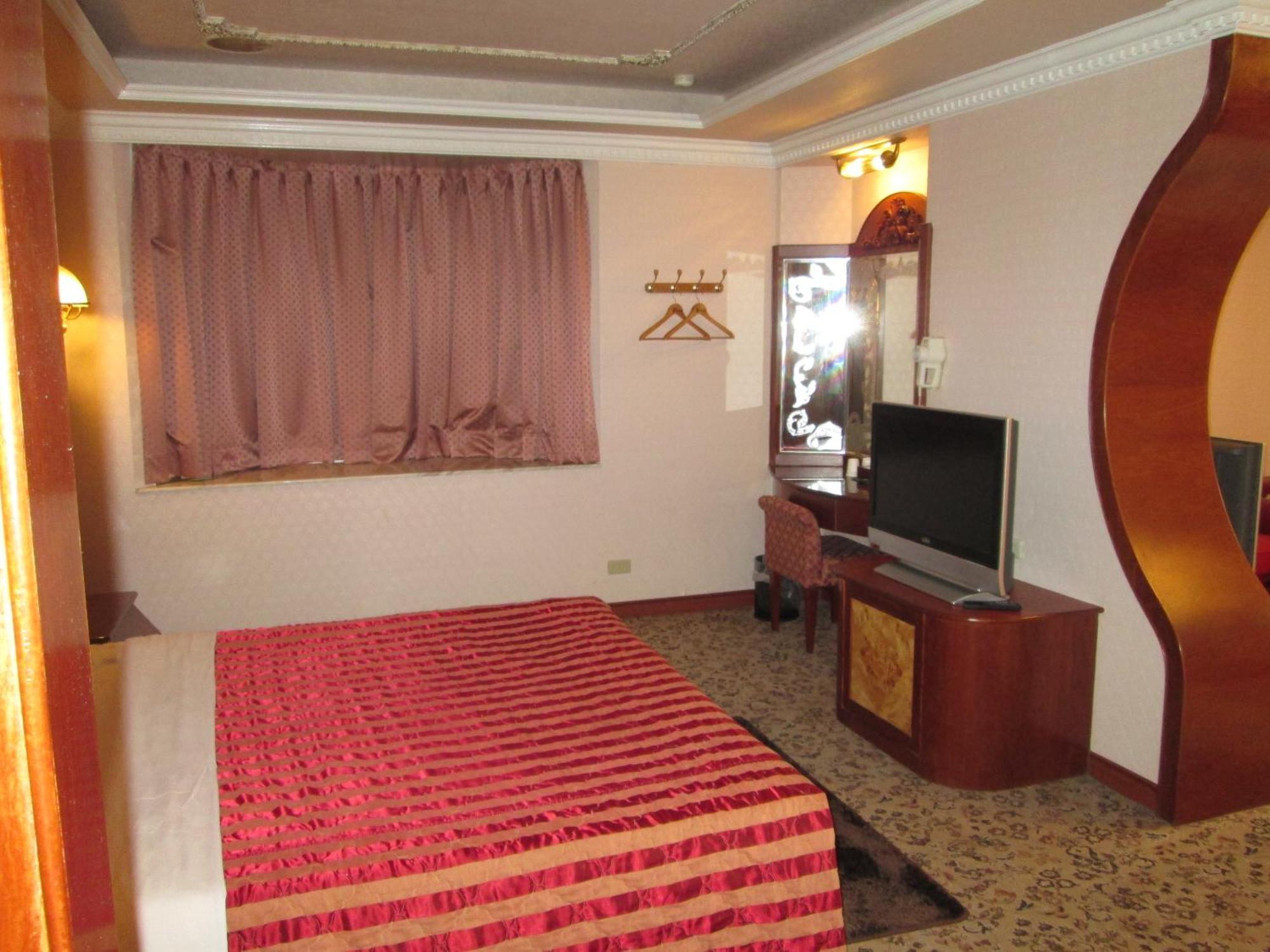טאינאן Huangjia Motel מראה חיצוני תמונה